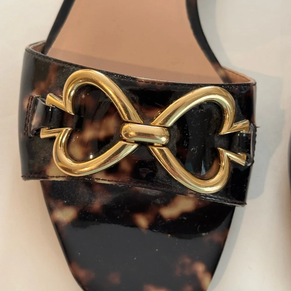 Kate Spade Lagoon Metallic Tortoise and Gold Heart Decoration Sandals